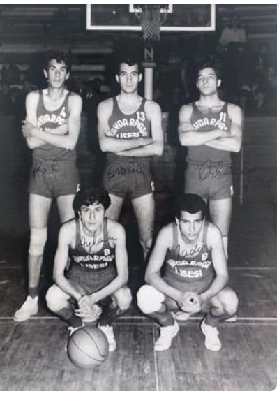 1964-1965 İstanbul Şampiyonu Haydarpaşa Lisesi Basketbol Takımı